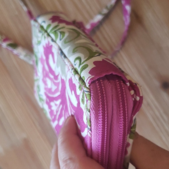 Vera Bradley Quilted Crossbody Wallet Julep Tulip Pink - Picture 11 of 11